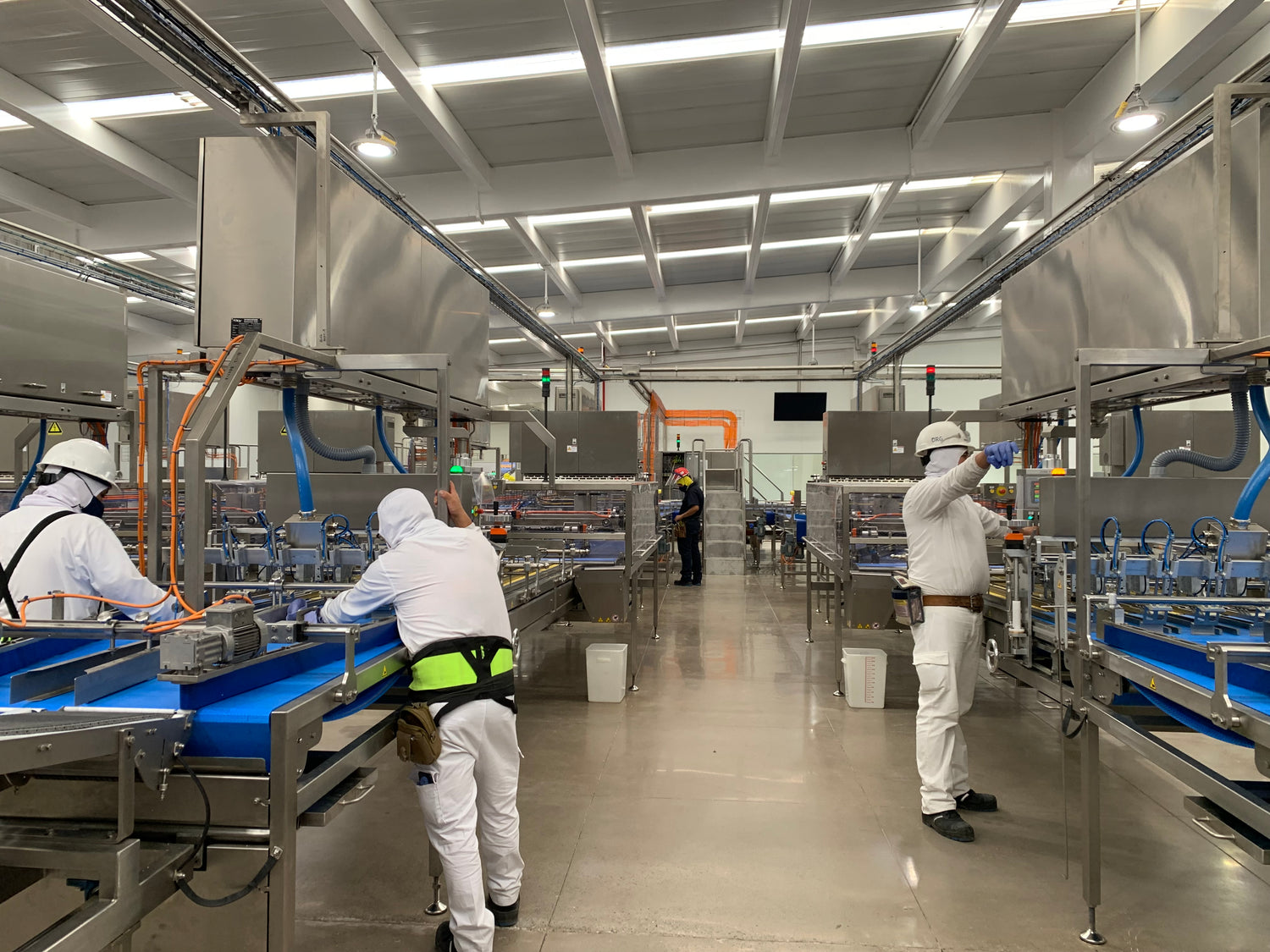 Instalación eléctrica y automatización en planta de producción de pan del sector alimenticio