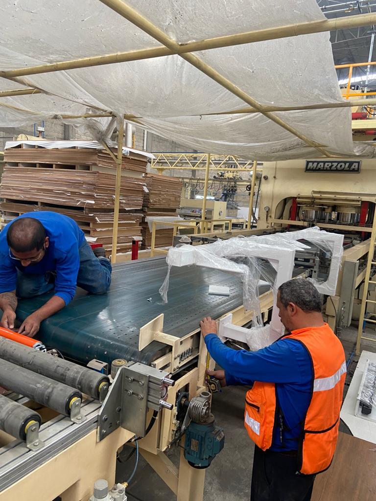 Mantenimiento eléctrico y mecánico a Instalaciones